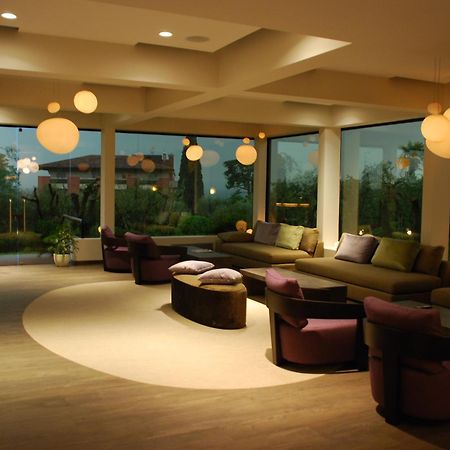 Hotel Desiree - Garda Lake Collection Сирмионе Екстериор снимка