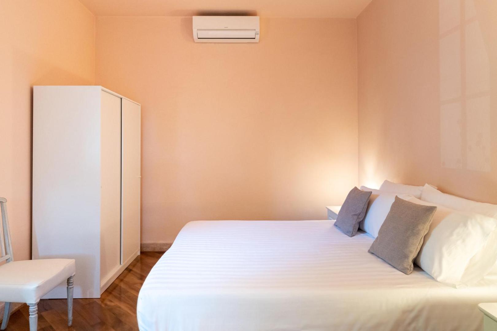Hotel Desiree - Garda Lake Collection Сирмионе Екстериор снимка